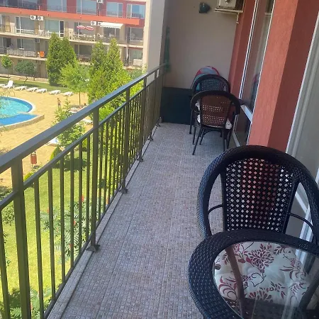 Pool View, 2 Bedroom Slantschew brjag
