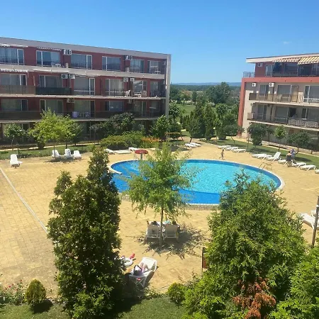 Pool View, 2 Bedroom Apartament Słoneczny Brzeg
